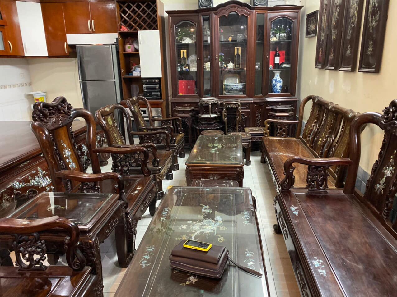 Giải Pháp Thu Mua Đồ Gỗ Cũ Chất Lượng tại Quận Bình Thạnh - Nội Thất Việt Vượng