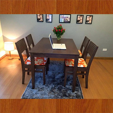 BÀN ĂN GỖ CAO SU TỰ NHIÊN 4 GHẾ MẪU NEW MODEL MÀU SOCOLA