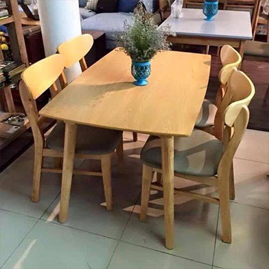 BỘ BÀN ĂN GỖ CAO SU 4 GHẾ MẪU OBAMA 02