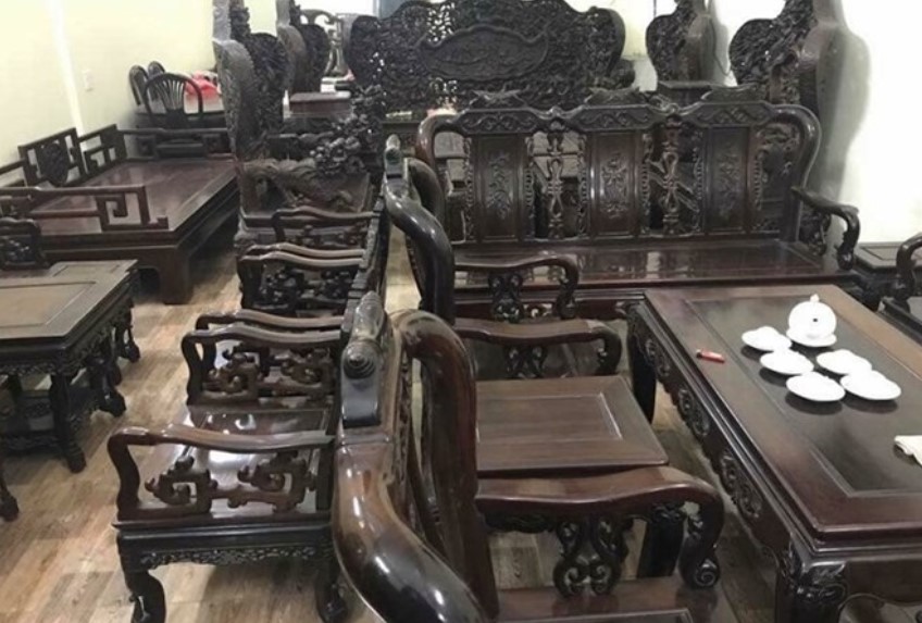Dịch vụ thu mua đồ gỗ cũ Quận 4 - Nội Thất Việt Vượng giá cao, uy tín