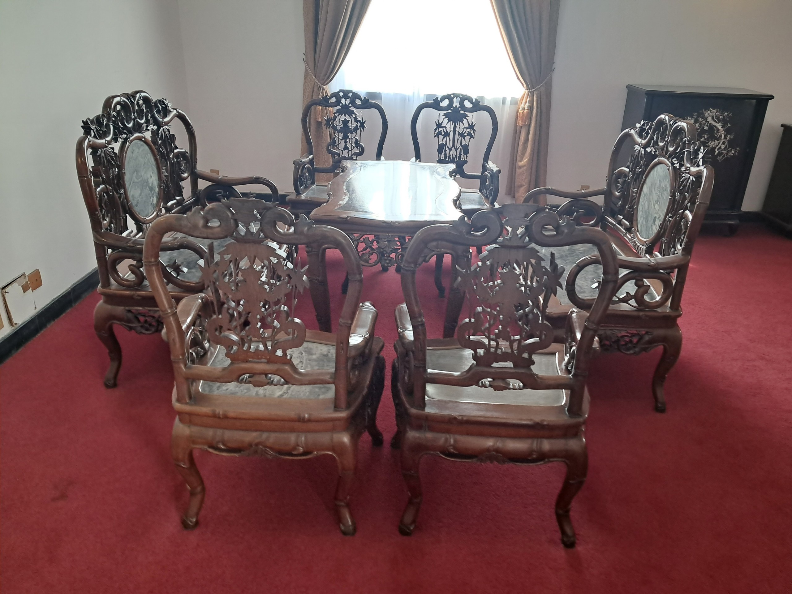 THU MUA ĐỒ GỖ CŨ TẠI QUẬN 5