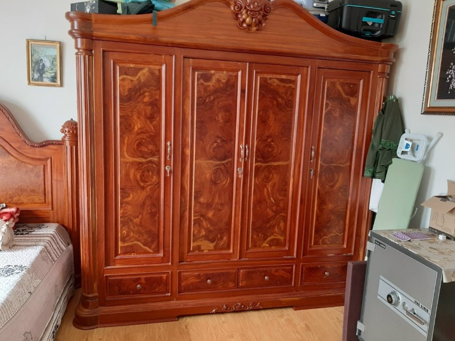 Thu mua đồ gỗ cũ tại Quận 8 - Nội Thất Việt Vượng giá cao, nhanh chóng